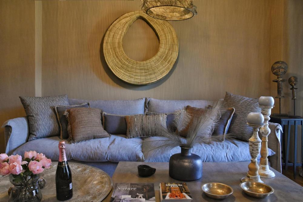 Pepromeno Luxury Apartment In The City Center Kalamata Exterior foto
